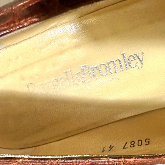 Mauri Russell Bromley authentic taupe brown crocodile loafers Size 8 Women - Picture 7 of 7